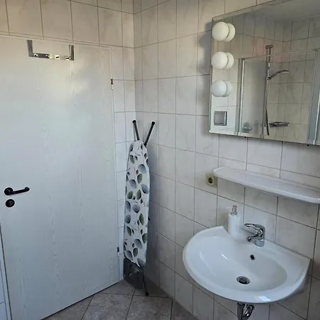 Haus Zur Muehle Bed & Breakfast *